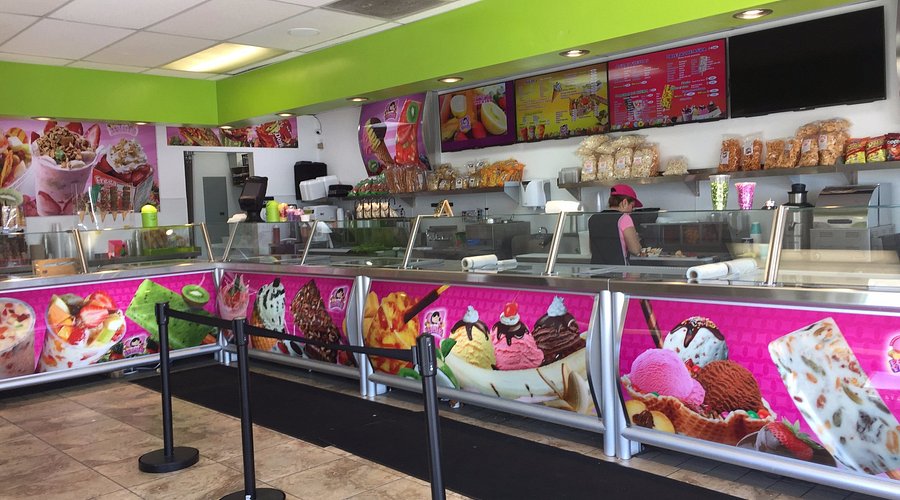 Kelvinator – Model KCNF140WH | 15 cu. ft. Ice Cream Display Freezer