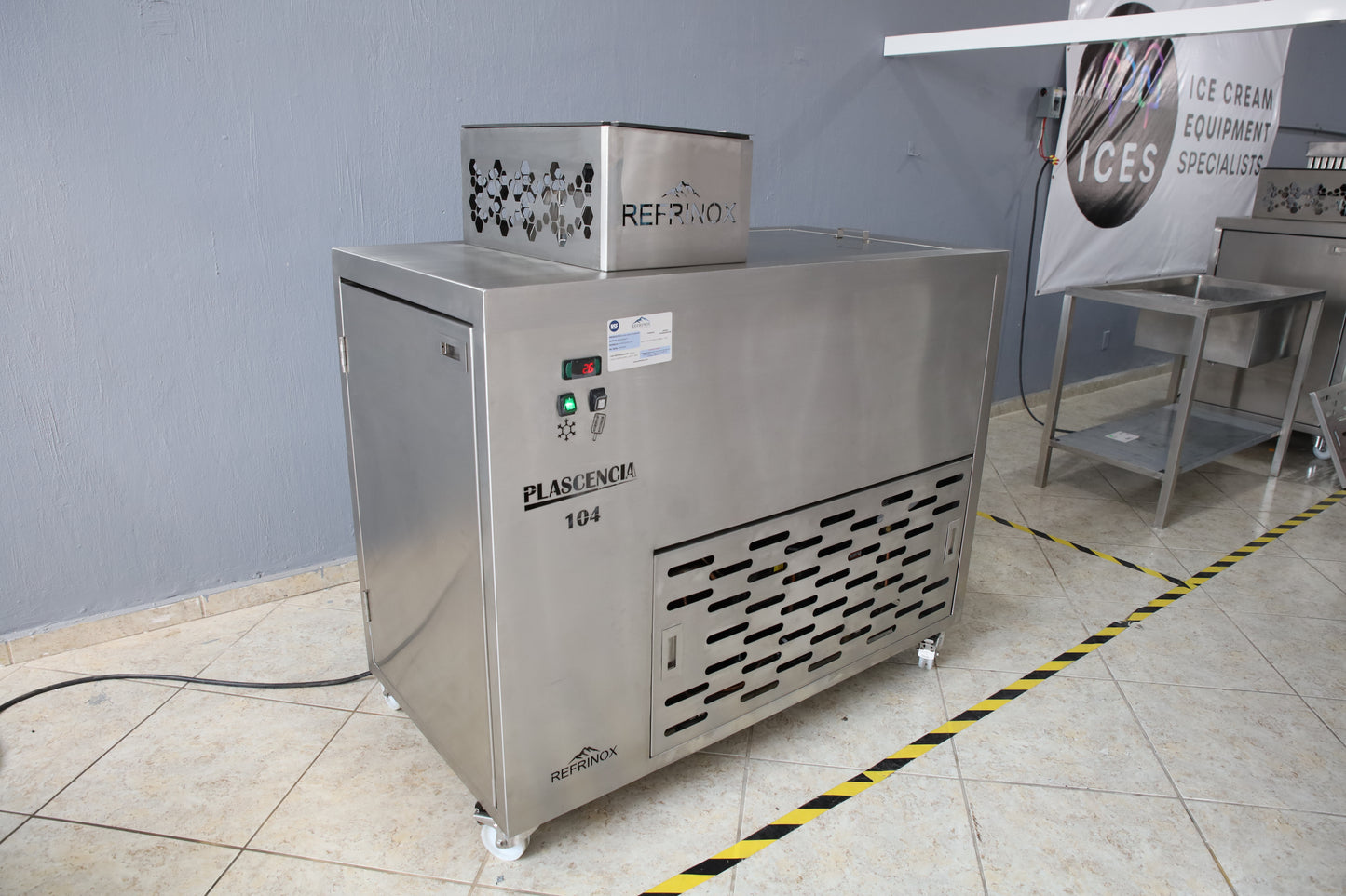 PLA-104 - Refrinox Paleta Machine | 104 paletas /20 min