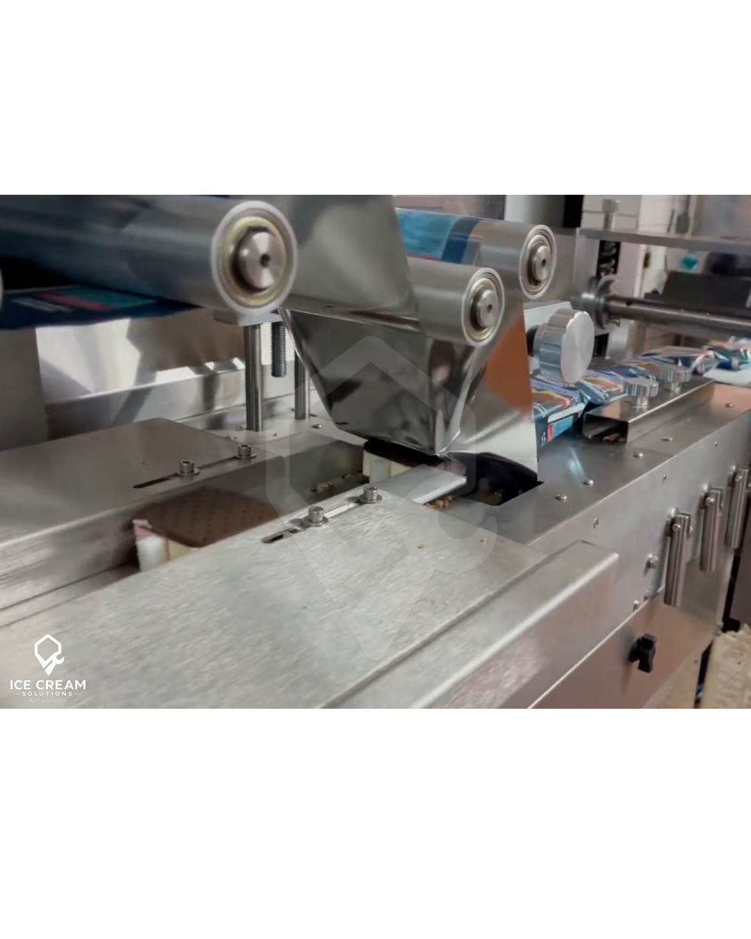 Ice Cream Sandwich & Paleta Packaging Machine