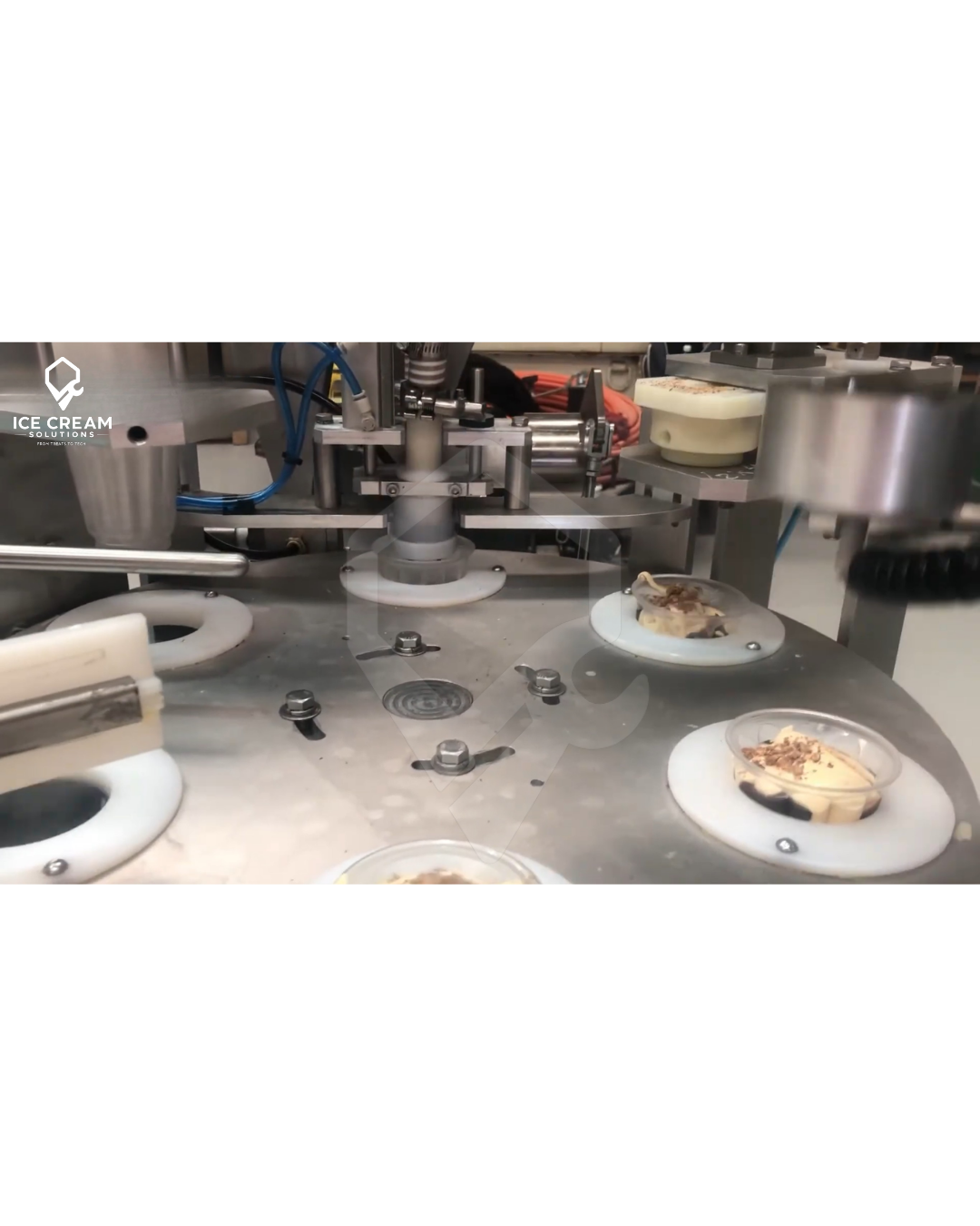 Ice Cream Sundae & Topping Pint Filling Machine